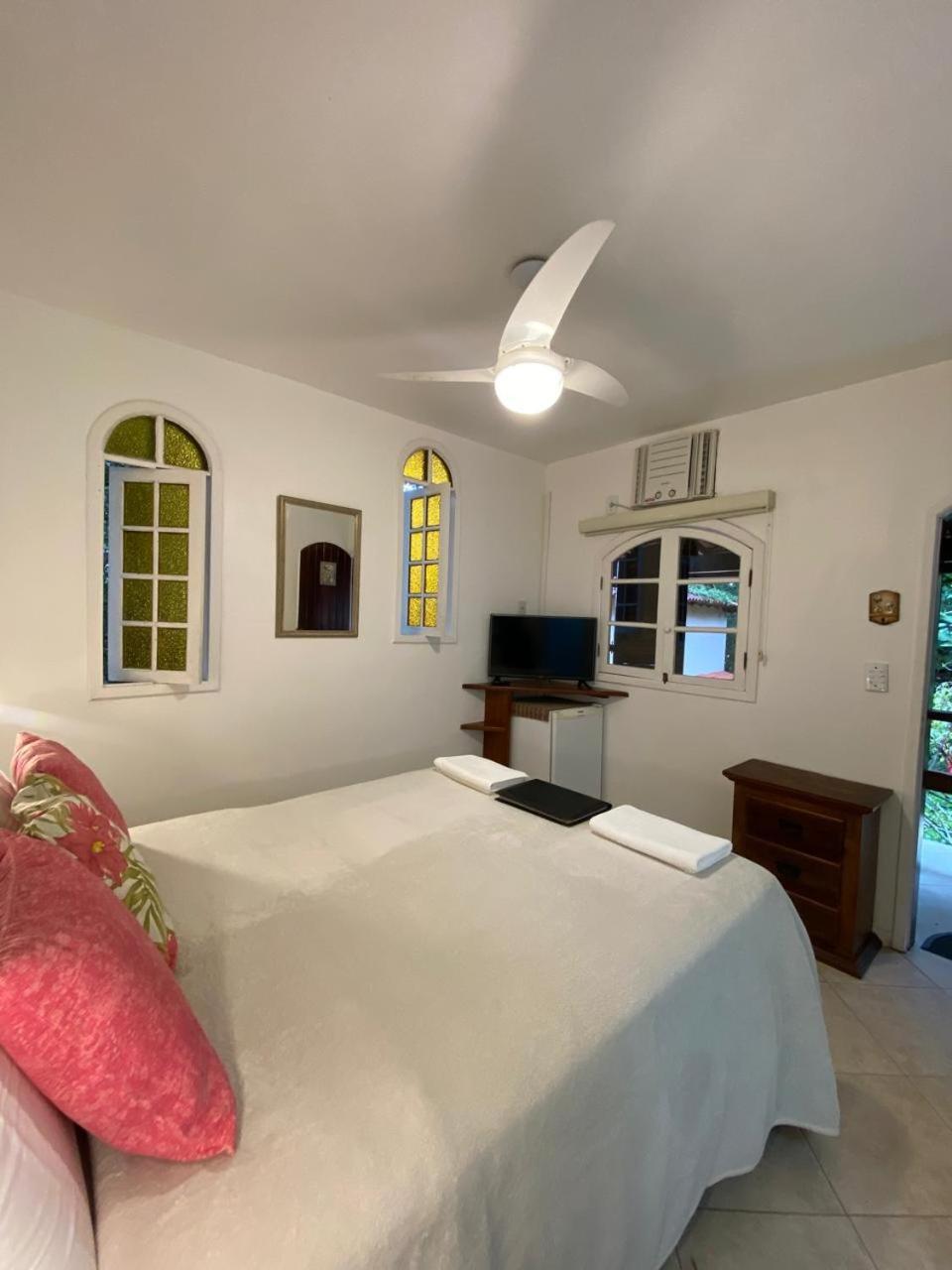 Aratinga Inn Abraão Kültér fotó