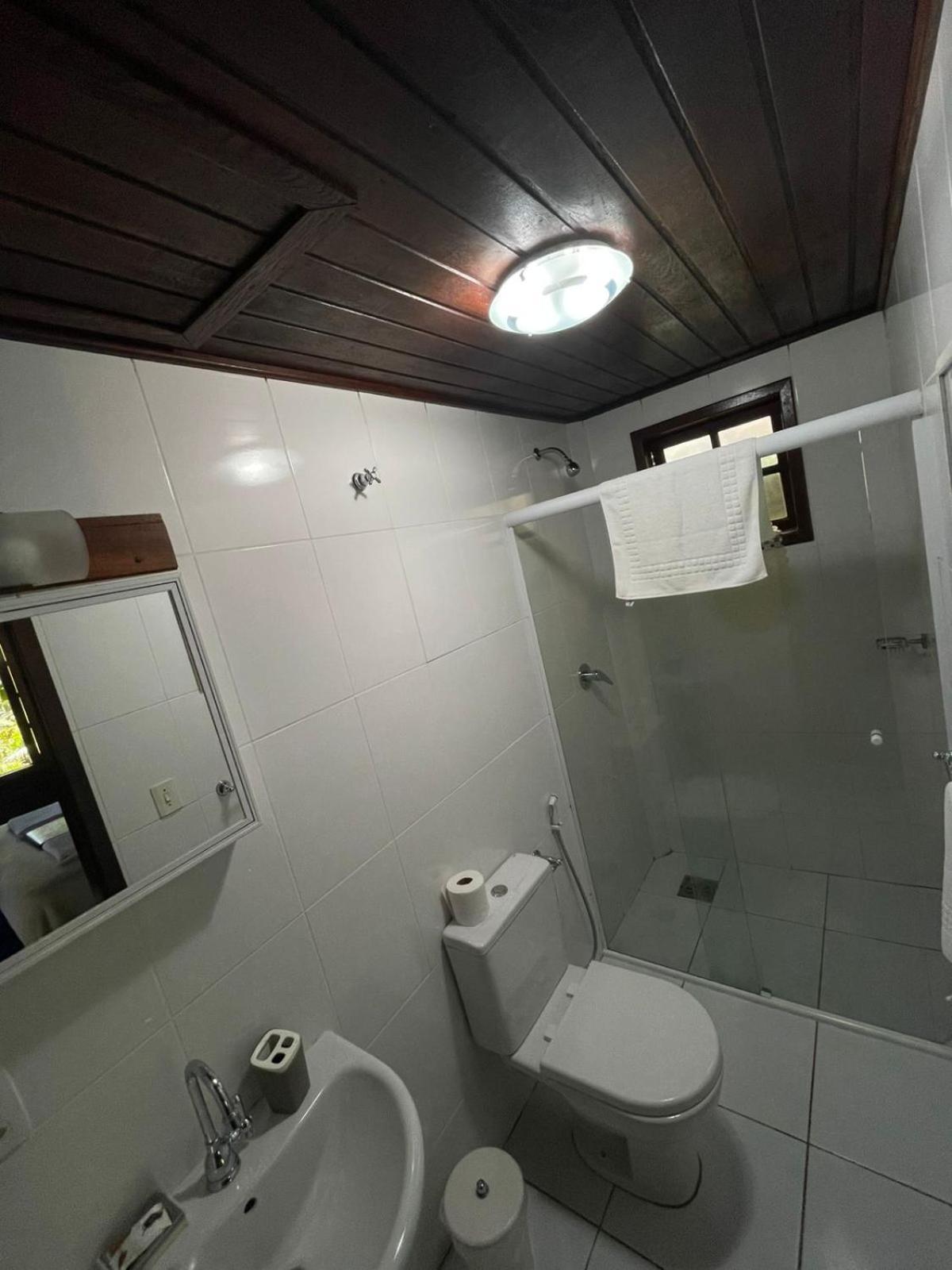 Aratinga Inn Abraão Kültér fotó