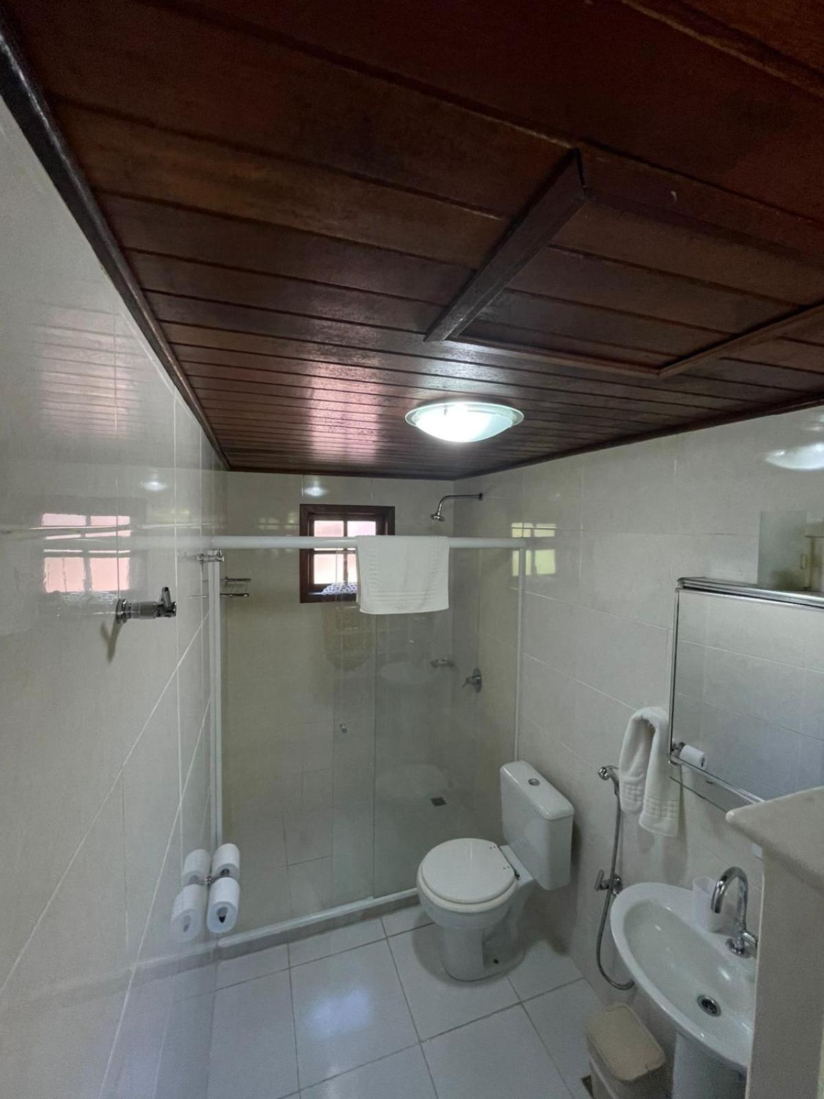 Aratinga Inn Abraão Kültér fotó