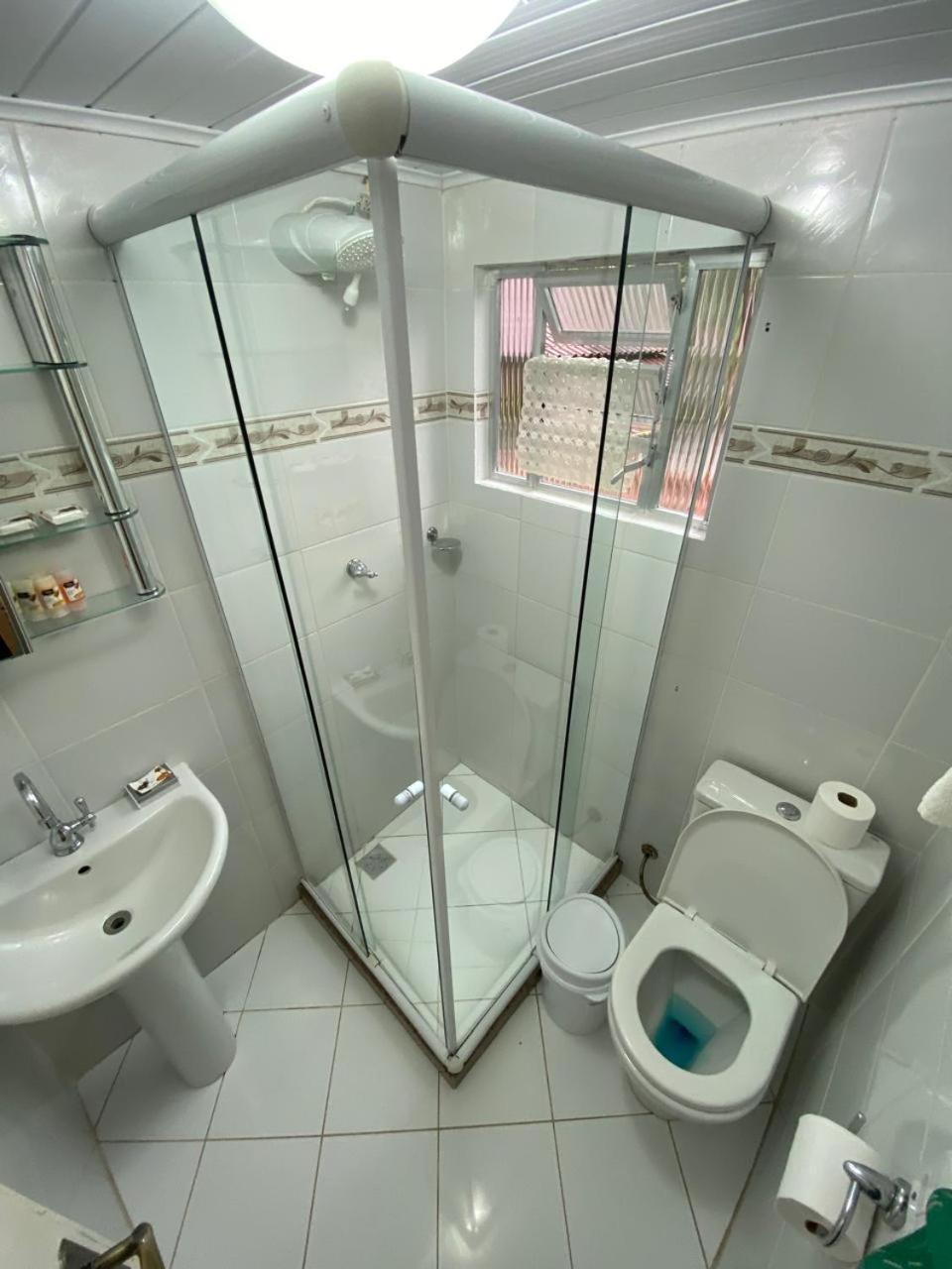 Aratinga Inn Abraão Kültér fotó